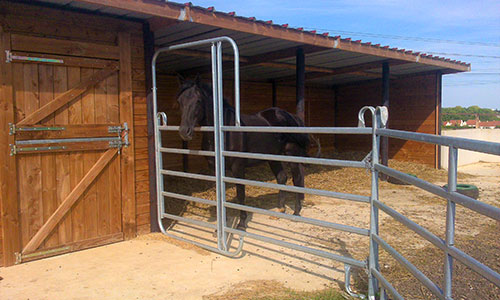 pré abri Haras de Montgermont